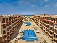 Luxury Selena Bay Apartment- Private Beach, Kite School & 5 Pools!
