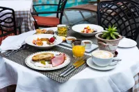 Coopmanhuijs Boutique Hotel & Spa - breakfast