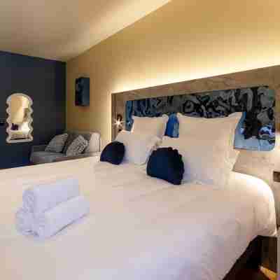 Logis Hôtel Jeanne et Jules Rooms