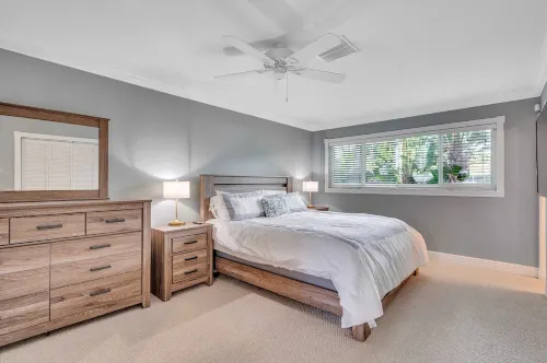 Sunny Florida Escape: Private Heated Pool, Hot Tub, Putting Green, Beach Nearby!