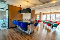Hampton by Hilton Santiago Las Condes - breakfast
