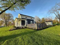 Discounted July 8-16: Waterfront Farmhouse on Cayuga Lake