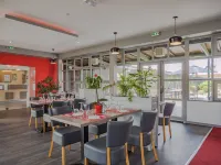 Hotel Restaurant les Jardins d'Epône Hotels in Mézy-sur-Seine