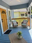 Relaxing 2-bedroom cottage in beautiful Sanford - 4 stjerner