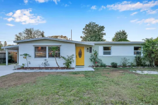 Spacious Backyard Oasis with Gas Grill - Charming Coastal Retreat