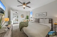 Charming Suite with Parking Near King and Queen Rooms Hôtels à : Lyons