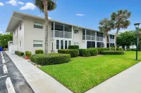 Sunny Retreat with Pool Access - Charming Vacation Haven