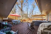 Patio and Relaxing Waterfall Pond Retreat - Charming Oasis