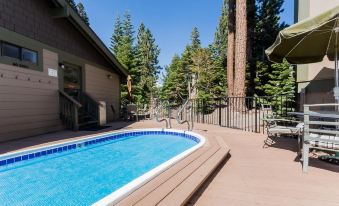 Hot Tub and Tennis Courts Access - 0226a12000kj408uqC9FB R 339 206 R5 D