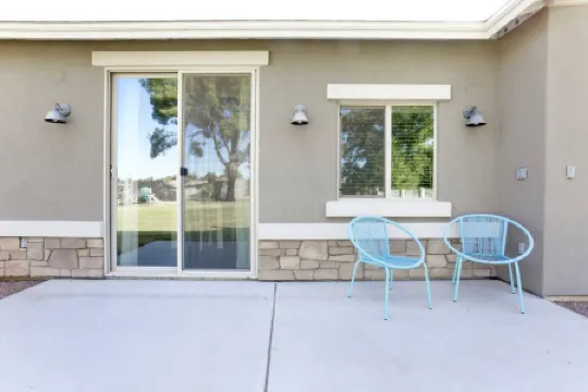 Two Bedroom, clean guest house in Gilbert