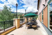 Third Floor Condo with Shared Pool and Hot Tub, WiFi, Gas Fireplace, & Balcony