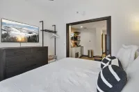 Luxury Spa and Ski-in/Ski-Out Access - Exquisite Mountain Retreat Hotels in der Nähe von Summit Community Gardens