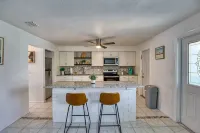 Steps to Beach and Community Pool - Serene Coastal Oasis