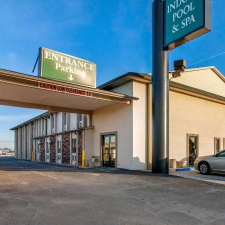 Quality Inn Hays I-70