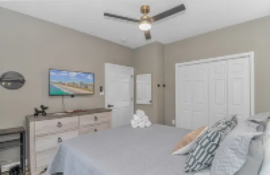 Community Pool and Hot Tub - Inviting Modern Haven Hotels in Carolina Forest