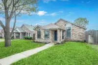 Adorable 2/2 Home-Patio, Games, Spa Vibes!  Weekend getaways or work stays