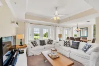 Private Patio and Access to Spectacular Resort Amenities - Spacious Retreat Hotels in Reunion
