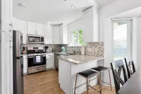 Cedar Park 4BR Retreat: Ping Pong Game Rm! Hotels in Cedar Park