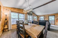 Enchanting Mountain Retreat with Hot Tub and Fireplace - Cozy Sanctuary Hotels in Ruidoso