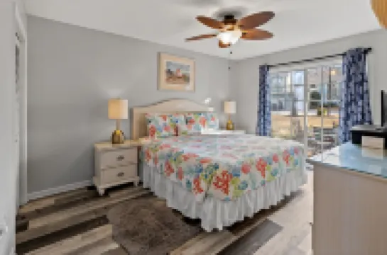 Charming Split Level Villa with Loft and Pool - Exquisite Resort Escape