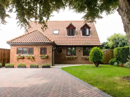 Five Star Stays Отели в г. Уиверторп