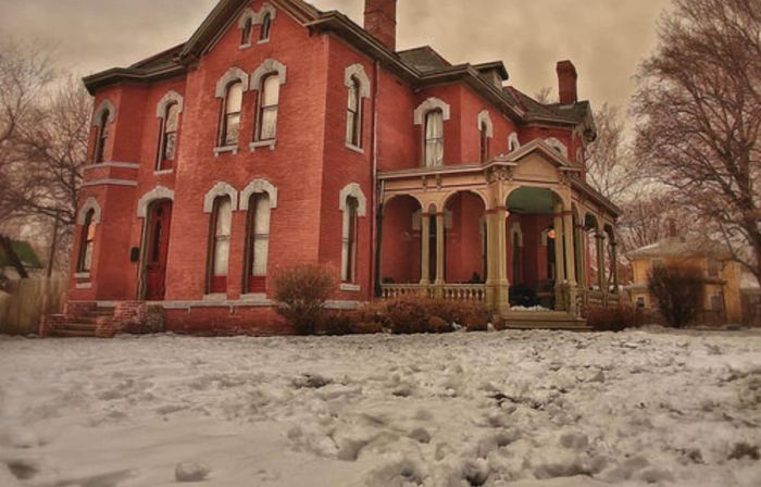 Whiskey Mansion