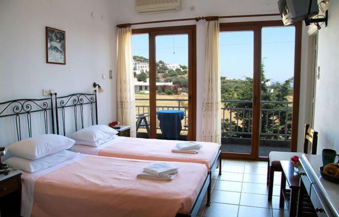 Artemon Hotel