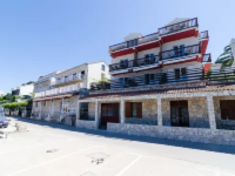 Apartments Matana Chano Hotels in Polace