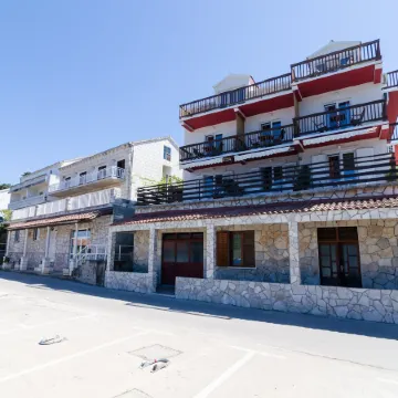 Apartments Matana Chano