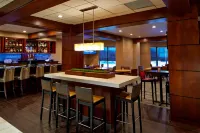 Courtyard Bloomington by Mall of America - bar