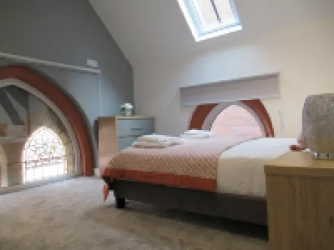 Emmanuel Church Apartments Hotels in Warrington