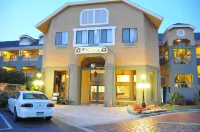 Oak Tree Inn Hotel a Monrovia