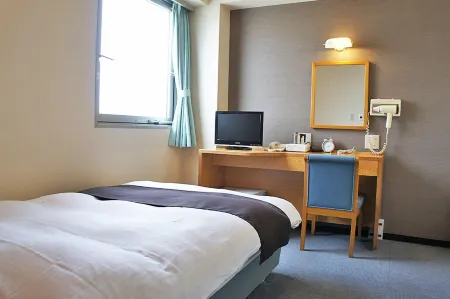 Hotel Abest Kochi Отели рядом с достопримечательностью «The Kochi Prefectural Makino Botanical Garden»