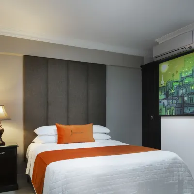 Hotel la Colonia Hotels near Colonial Zone