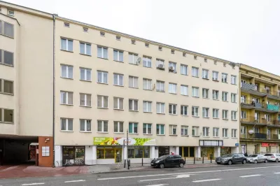 스튜디오 탐카 Monument to the Ghetto Heroes 주변 호텔