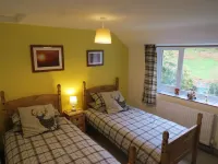Yr  Hen Farcdy Bed & Breakfast Hotels in Porthmadog