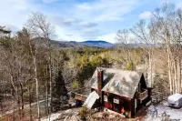 NEW! White Mountains View Escape