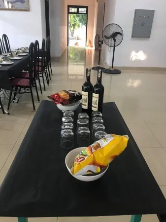 Quang Nam University Guesthouse Отели рядом с достопримечательностью «Cửa hàng phụ kiện thời trang BG»