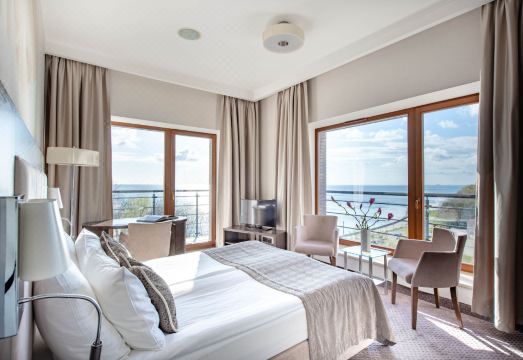 로자니 가이 외관