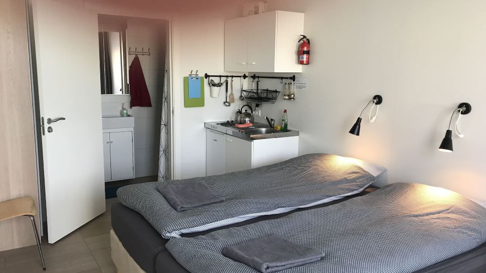 Lækjarkot Rooms and Cottages with Kitchen