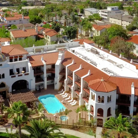 Santa Barbara Inn Отели рядом с достопримечательностью «Монтесито»