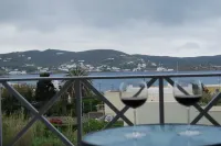 Galini Rooms & Apartments Syros فنادق في Posidhonia