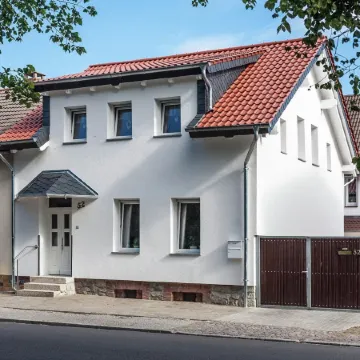 Ruhige Ferienwohnung Mit Parkplatz in Thale