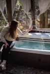 Hawksbill Home~Hot Tub~Modern~Porch~Wifi~Dogs