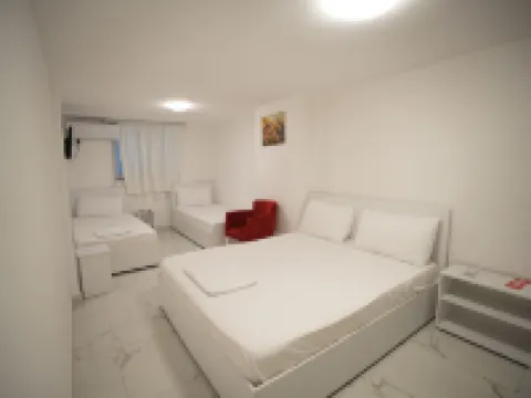 เอนเลส โรงแรม โรงแรมในเดอร์เรส