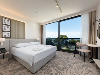 SeeSea Hotel