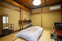 Daibutsu Ryokan Hotels in Takaoka
