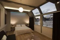 Pi Athens Hoteles en Pagkrati