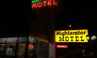 Highlander Motel