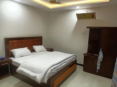 Mawa Hotel Balakot Отели в г. Bisian